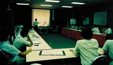 Mario Perez-Wilson teaching Six Sigma in Kuala Lumpur